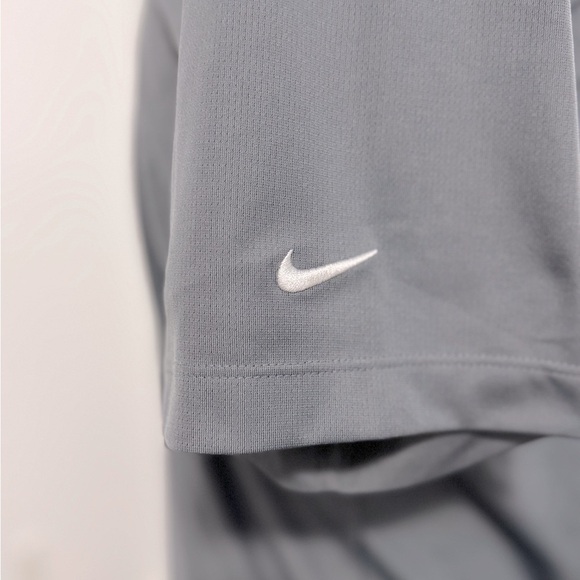Men's Nike Golf Polo Shirt Size M Gray - Picture 4 of 6
